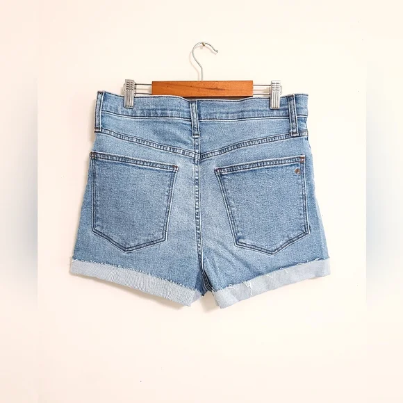 NWT Madewell Light Wash High-Rise Denim Shorts - Picture 2 of 5